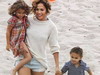 Jennifer Lopez se bucura de statutul de mama singura