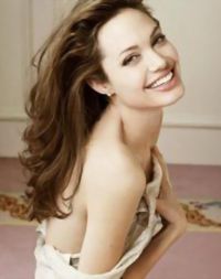 Angelina Jolie este insarcinata? Asta e dovada ca actrita si Brad Pitt asteapta un copil