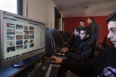 De ce ar putea disparea Facebook in viitorul foarte apropiat VIDEO