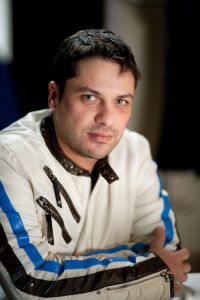 Augustin Viziru joaca in „Pariu cu viata” 