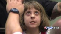 O fata de 10 ani a distrus un record INCREDIBIL in lumea uriasilor! VIDEO senzational