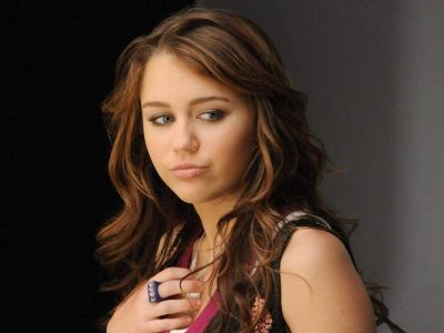 Miley Cyrus a suferit un accident jenant – Vezi despre ce este vorba