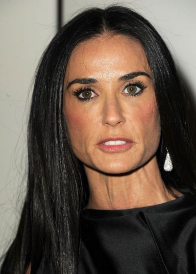 	Rusinea este cuvantul de baza pentru Demi Moore. Detaliul care a facut-o de ras in fata intregii lumi