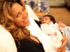Primele fotografii cu fetita cuplului Beyonce - Jay-Z  - FOTO