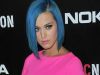 Katy Perry s-a imbracat in asa fel incat sa nu o rateze nimeni 