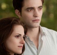 Kristen Stewart si Robert Pattinson, asa cum nu i-ai mai vazut niciodata: cu ochii insangerati
