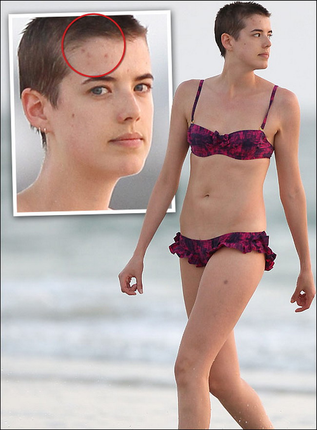 O recunosti? E Agyness Deyn!