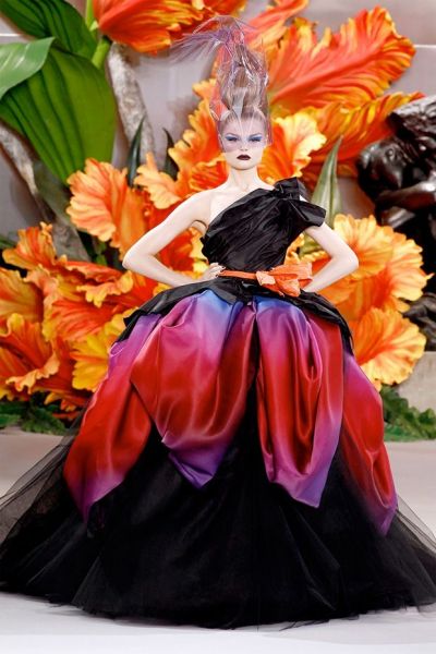 Colectie de toamna Christian Dior, plina de culoare si imaginatie