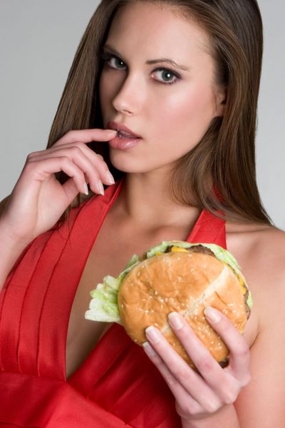 Vrei sa slabesti sanatos? Renunta la carne!