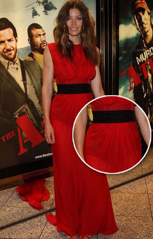 
	Jessica Biel poarta chiloti cu efect de &ldquo;slabire&rdquo; FOTO!
