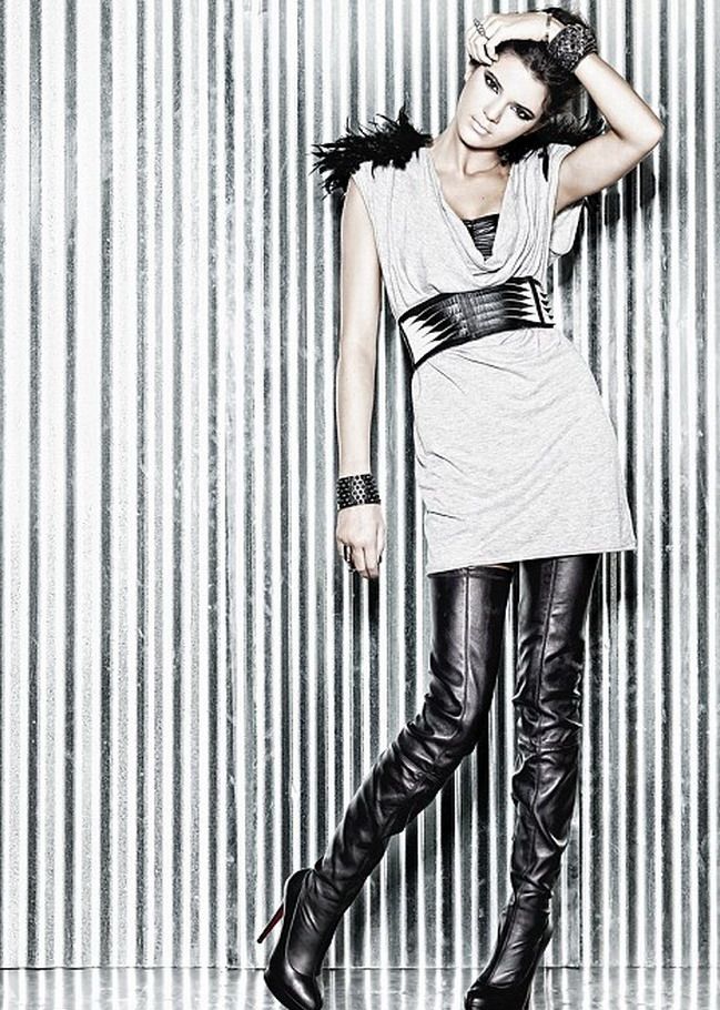 Kendall Kardashian - de la poze sexy la pictoriale de fashion FOTO!