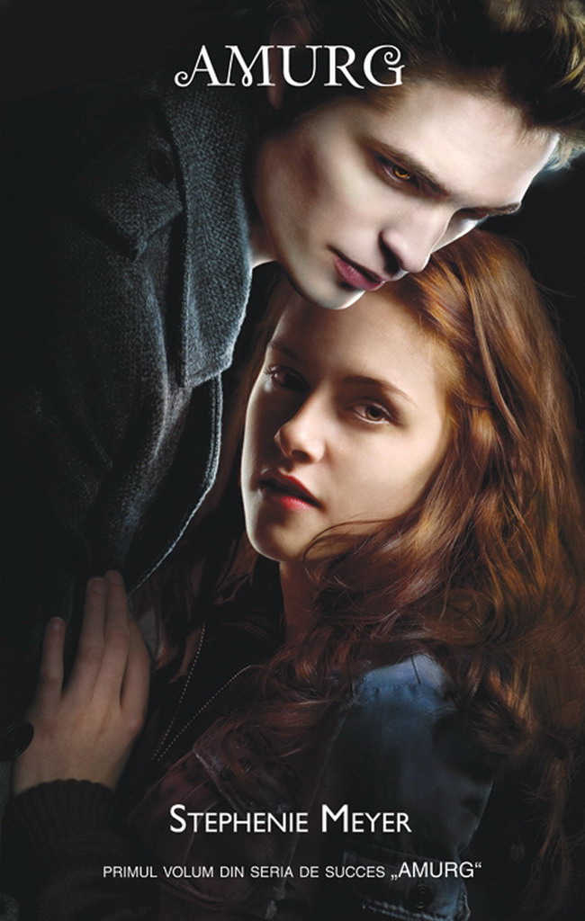 CONCURS: Castiga cartile cu vampiri ale lui Stephanie Meyer!