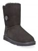 UGG, 899 lei