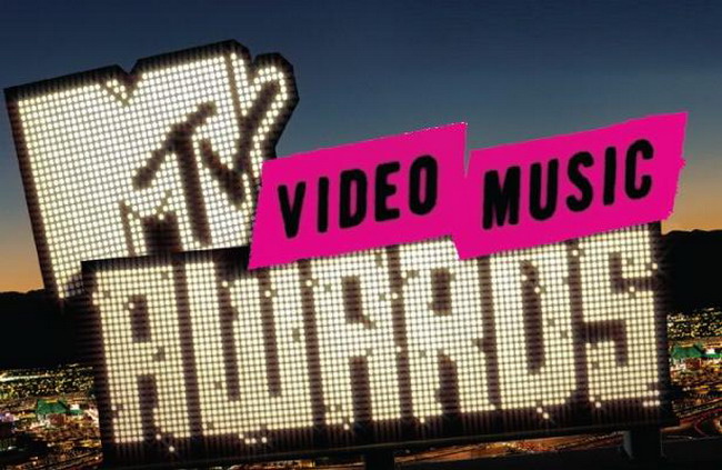 Cele mai tari replici la MTV Video Music Awards 2010. Voteaz-o pe cea mai amuzanta!
