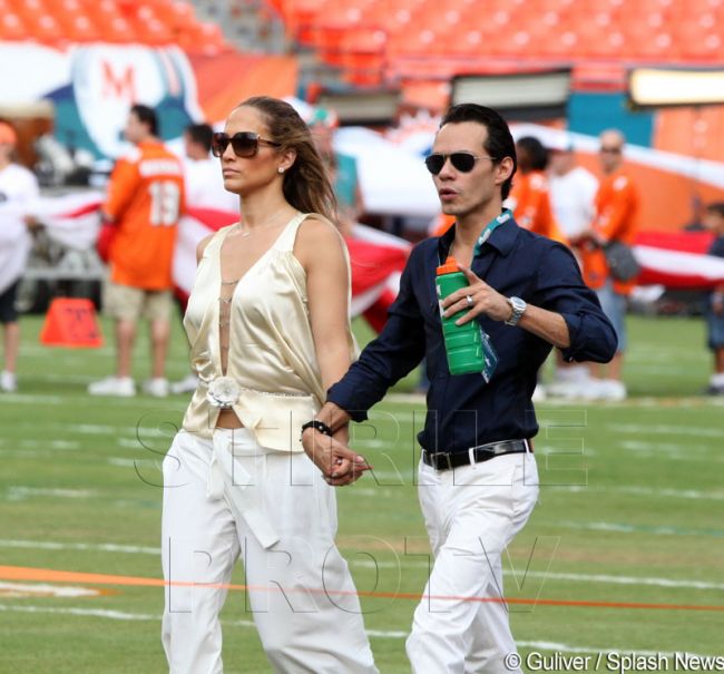 Dupa 6 ani de casnicie: J. Lo prospera, Marc Anthony e gata sa se rupa