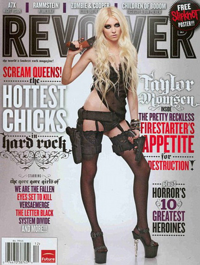 Foto soc: Taylor Momsen inarmata si aproape dezbracata pe coperta revistei Relover