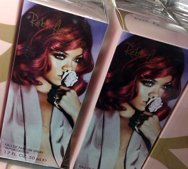 
 2 parfumuri noi in 2011: Rihanna - Reb&#39;l Fleur si Jimmy Choo
