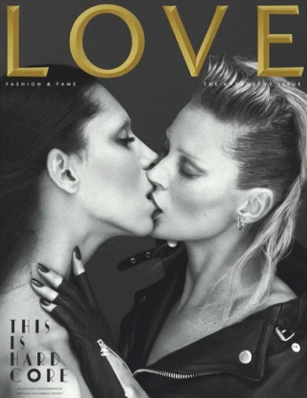 HARD CORE! Kate Moss, sarut cu un transsexual pentru coperta LOVE!