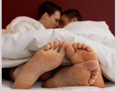 Cum sa iti pedepsesti iubitul daca te insala...cu un barbat? Vezi cele mai haioase raspunsuri!