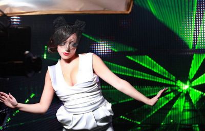 Andra: Doamne ajuta sa devin un trendsetter! VIDEO