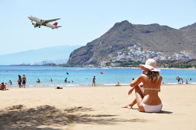 Vrei sa te bronzezi si nu mai ai rabdare pana la vara? Pleaca acum in Tenerife ! FOTO si VIDEO