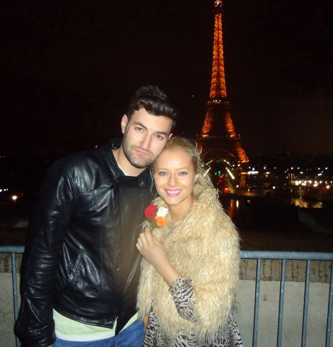 Laura Cosoi si Smiley - weekend romantic la Paris