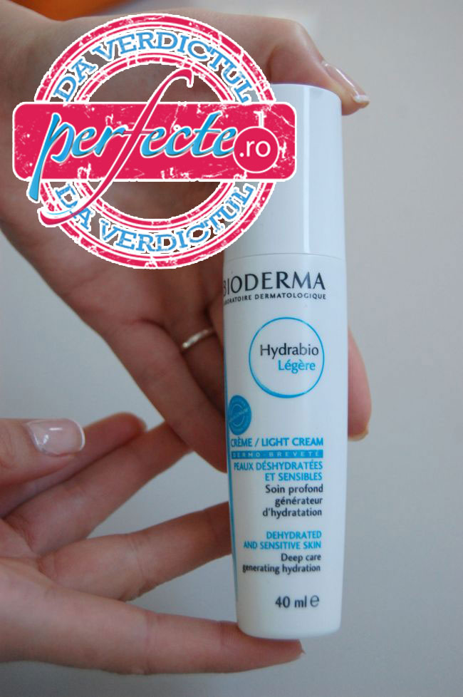 AM INCERCAT: Crema de fata Bioderma Hydrabio Legere