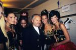 Carla Bruni, Naomi Campbell, Gianni Versace, Nadege and Linda Evangelista la show-ul Versace - 1992
