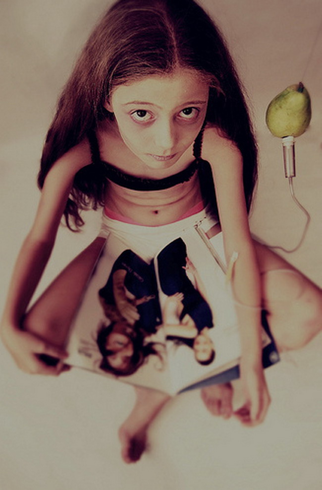 Subiectul zilei:  Anorexia face victime printre copii inca de la 5 ani. Crezi ca s-a ajuns prea departe cu aceasta boala?