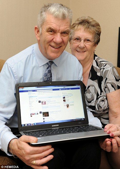 S-au regasit pe Facebook, dupa hellip; 42 de ani! Vezi o poveste de dragoste 2.0!