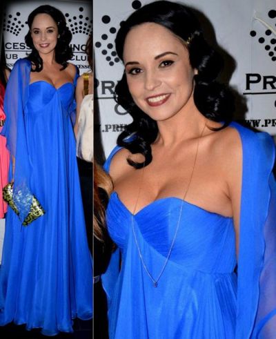 Andreea Marin Banica, decolteu sexy la 38 de ani. Iti place tinuta ei?