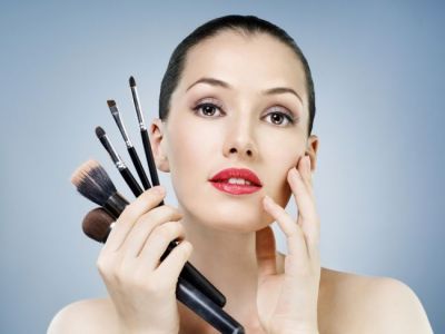 5 obiceiuri proaste care iti distrug tenul